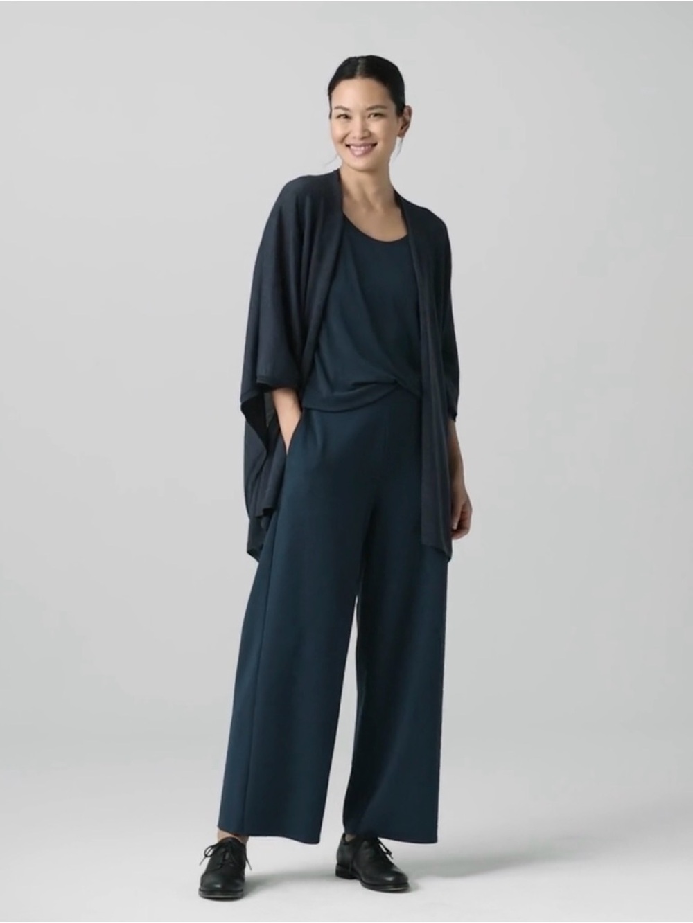 Eileen Fisher Dark Charcoal 100% Extra Fine merino wool open-front poncho Wrap